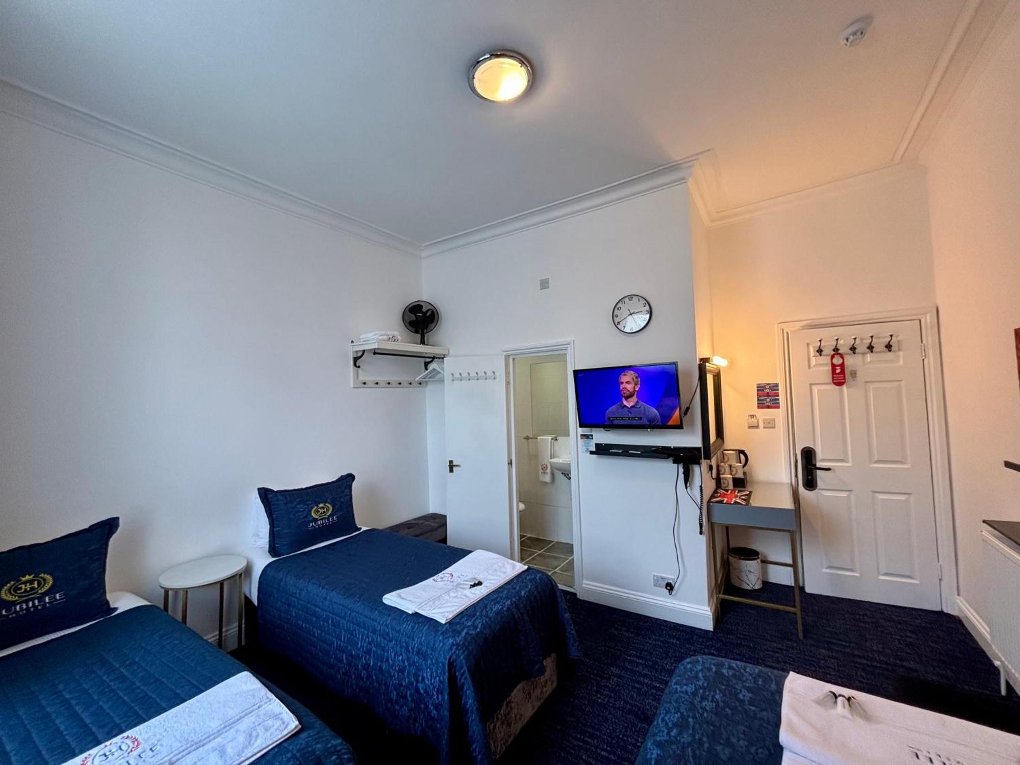 Jubilee Hotel Victoria Лондон Экстерьер фото