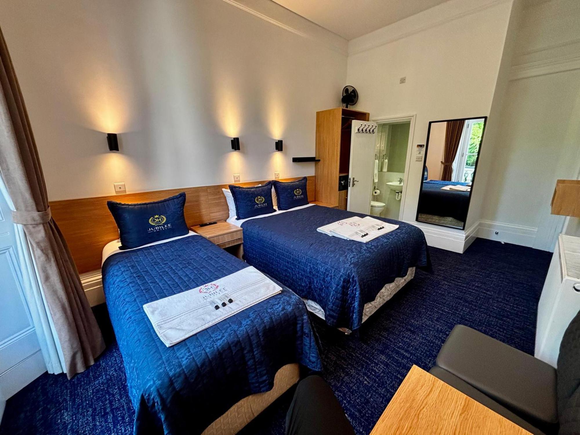 Jubilee Hotel Victoria Лондон Экстерьер фото