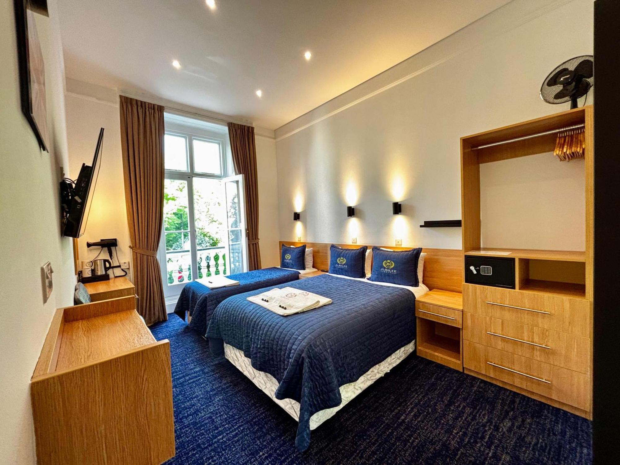 Jubilee Hotel Victoria Лондон Экстерьер фото