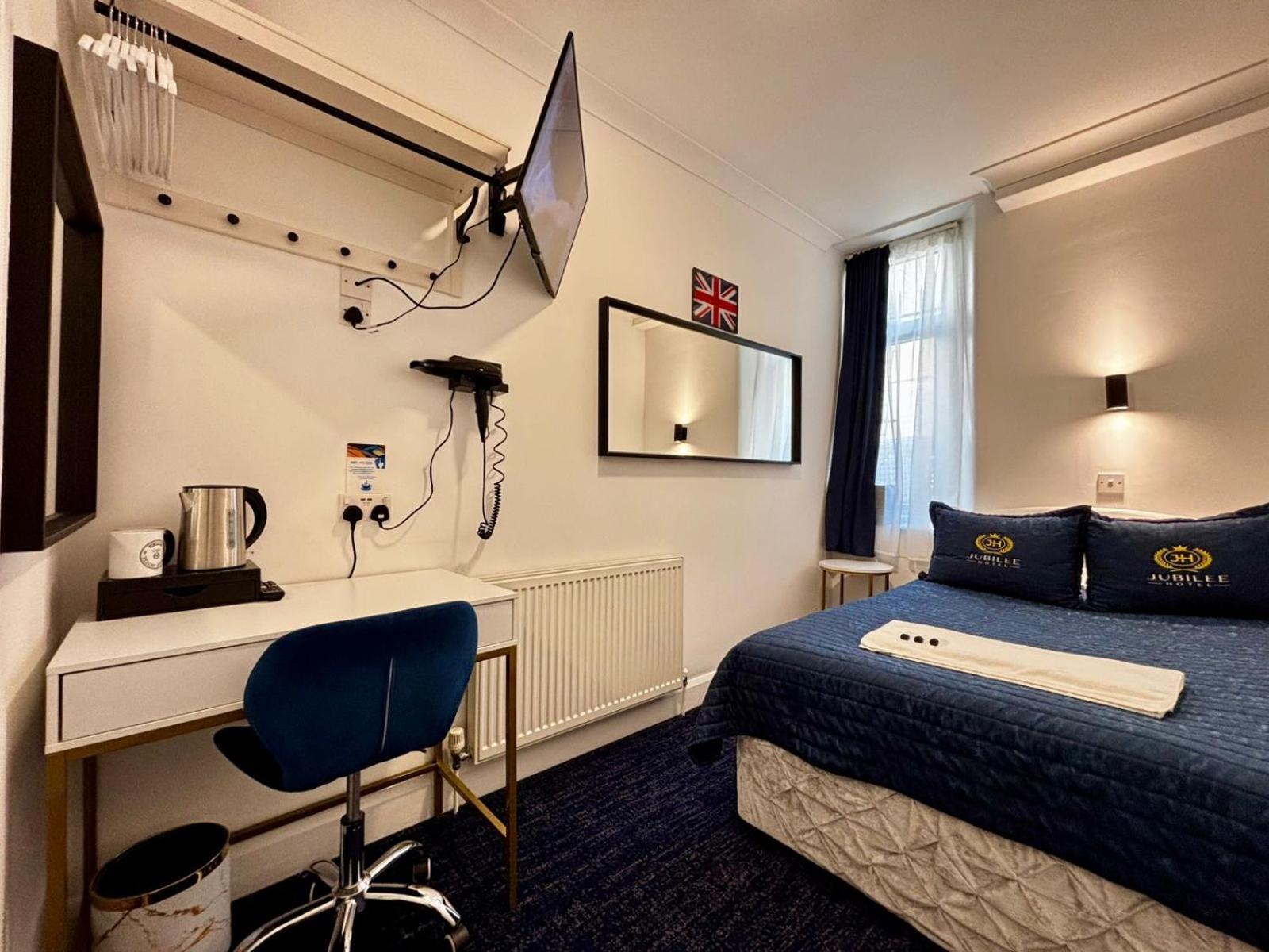 Jubilee Hotel Victoria Лондон Экстерьер фото
